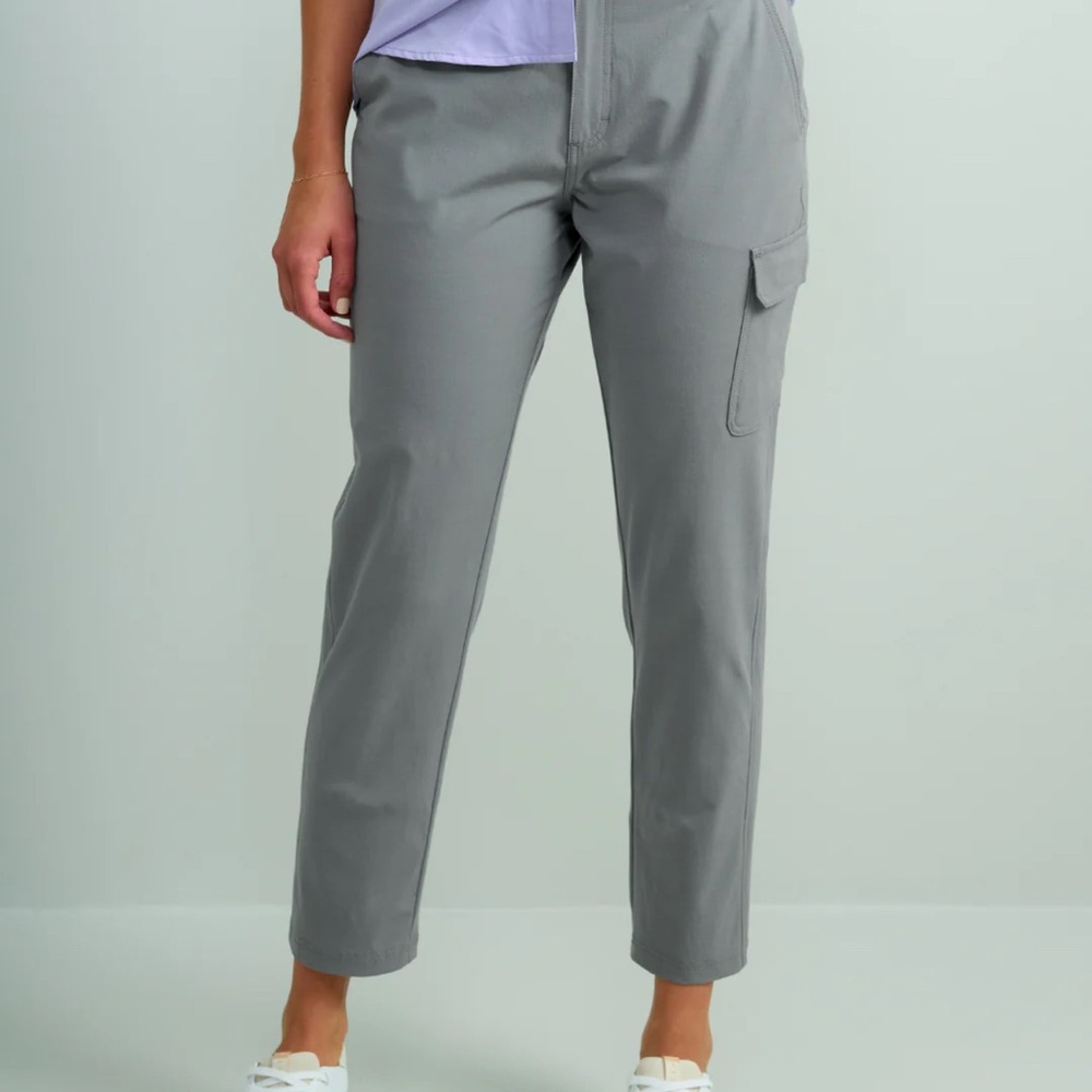 Huk women’s pants new w/o tags